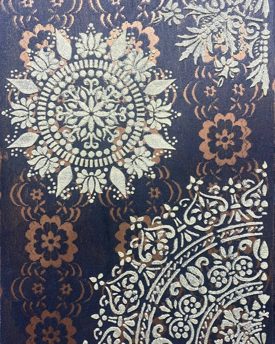 Материалы SILK PLASTER позволяют создавать сложные и выразительные декоративные решения