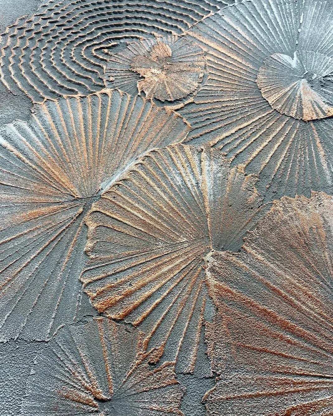 Материалы SILK PLASTER позволяют создавать сложные и выразительные декоративные решения